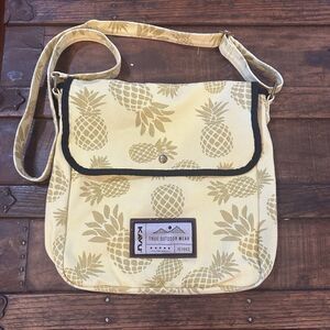 Kavu Wallop Pineapple Sun Crossbody Bag Purse Adjustable